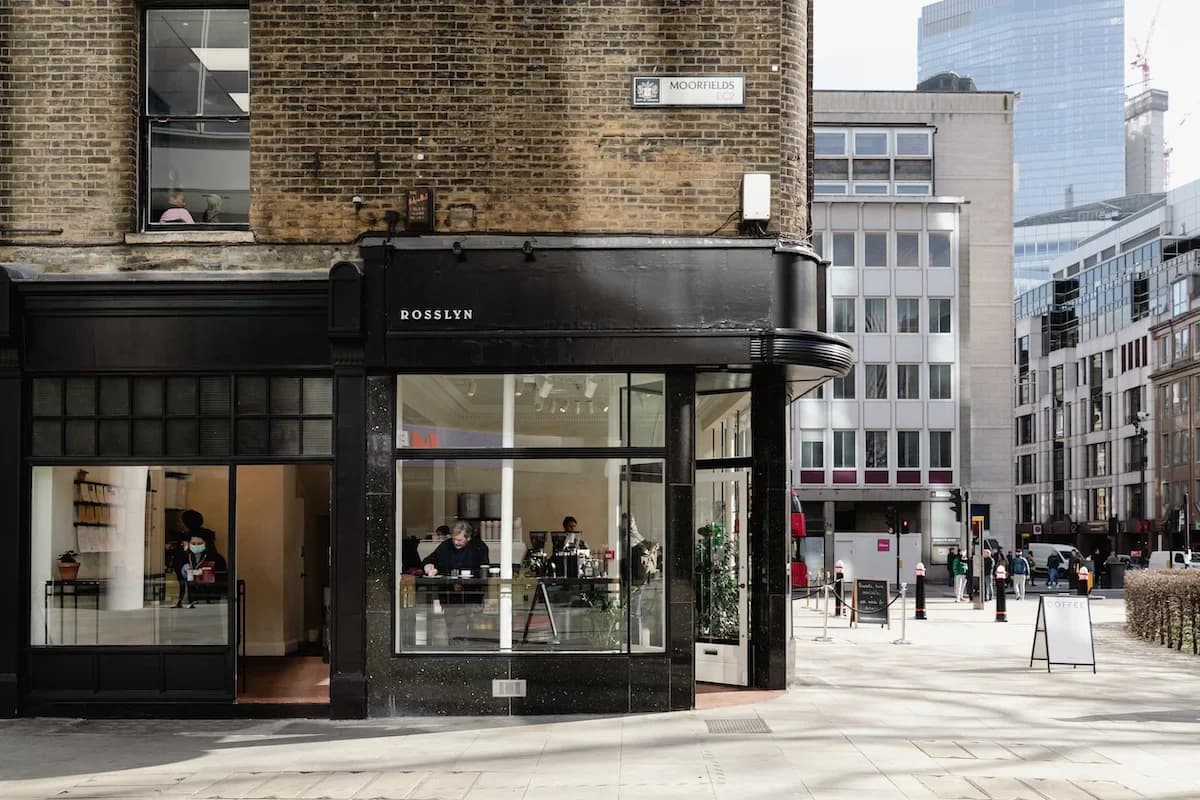 Rosslyn (118 London Wall) - specialty coffee shop in City of London