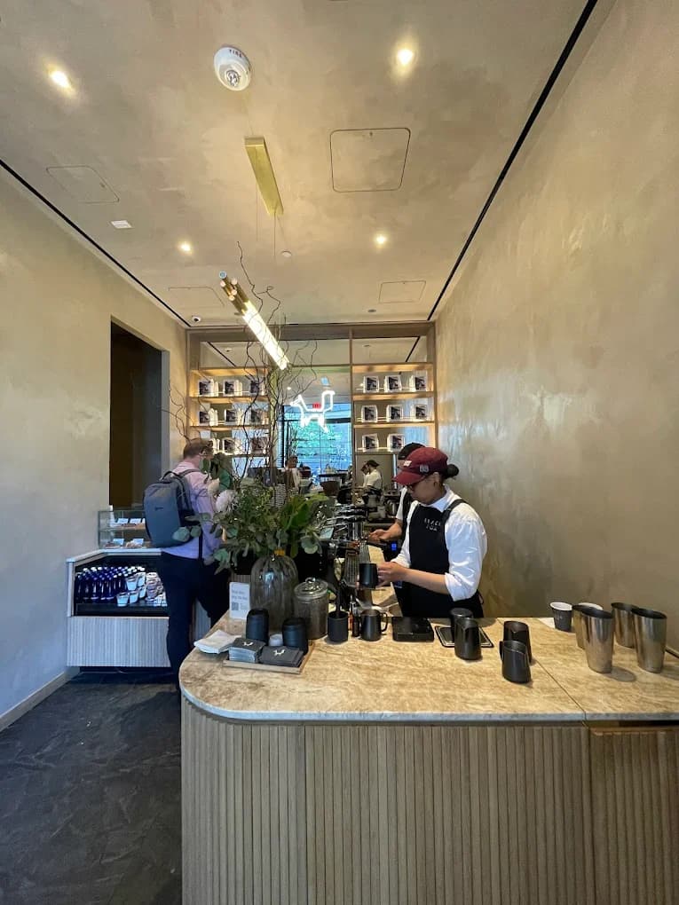 Black Fox (Chelsea) specialty coffee shop in New York - photo 10