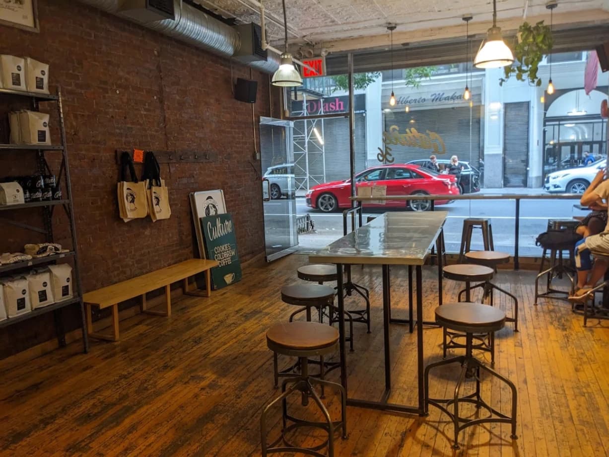 Culture 36 specialty coffee shop in New York - photo 3