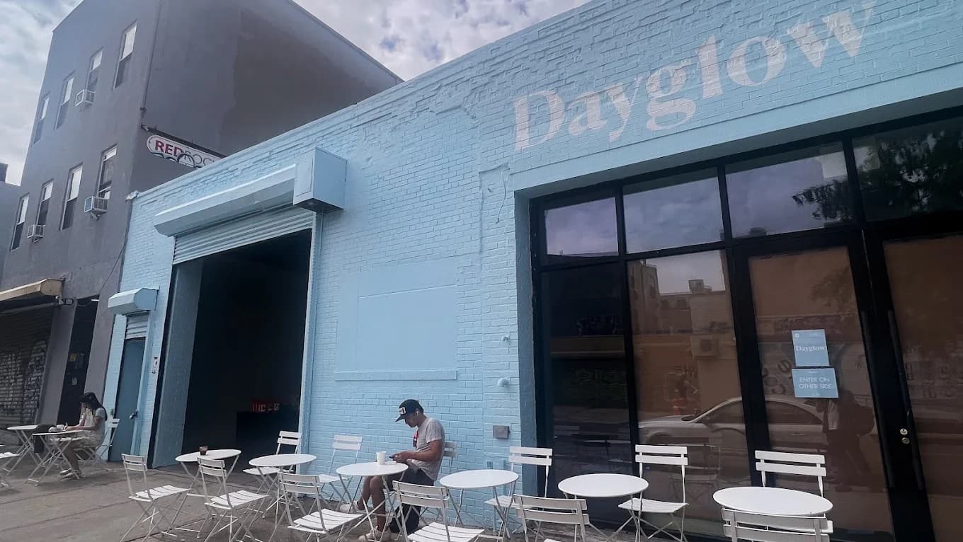 Dayglow (Brooklyn) specialty coffee shop in New York - photo 4
