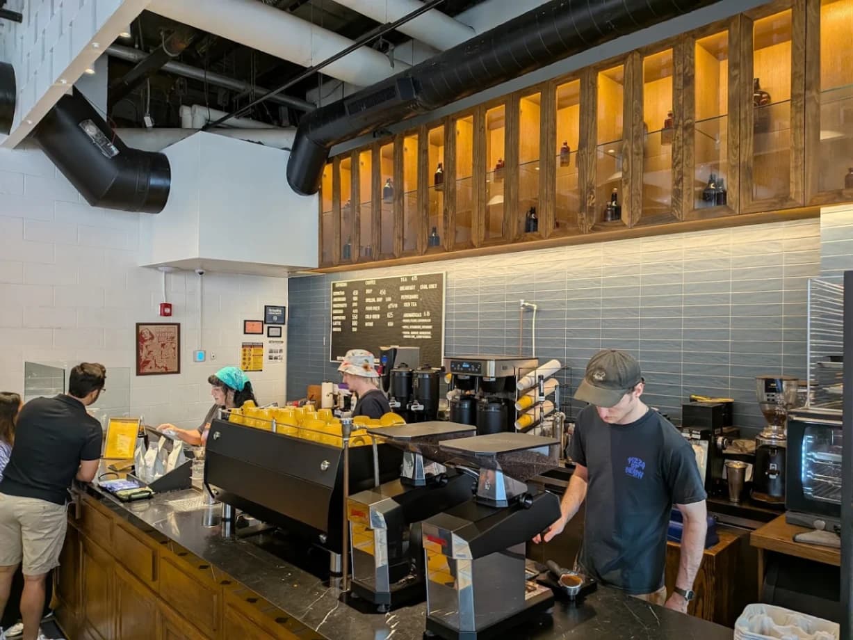 Devoción Downtown Brooklyn specialty coffee shop in New York - photo 4
