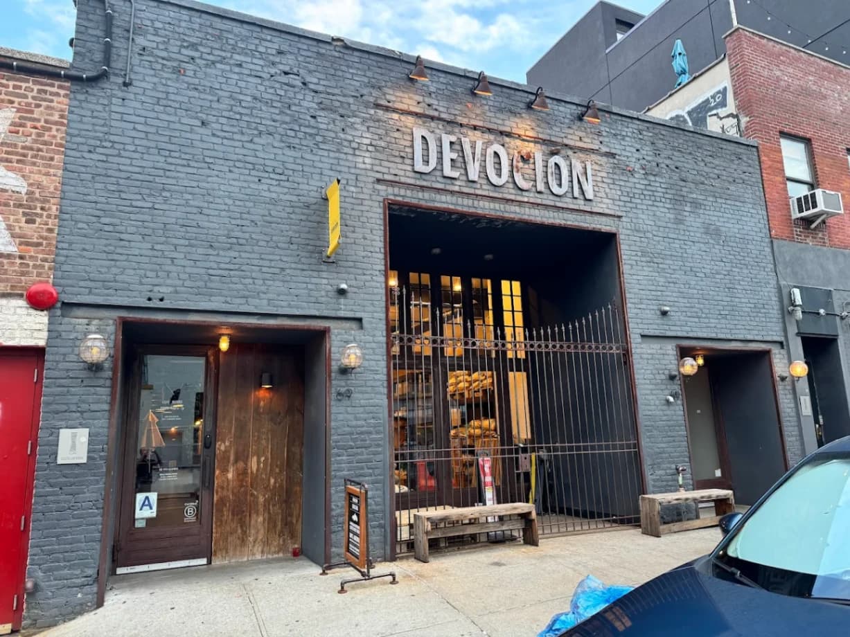 Devoción Williamsburg - specialty coffee shop in Williamsburg