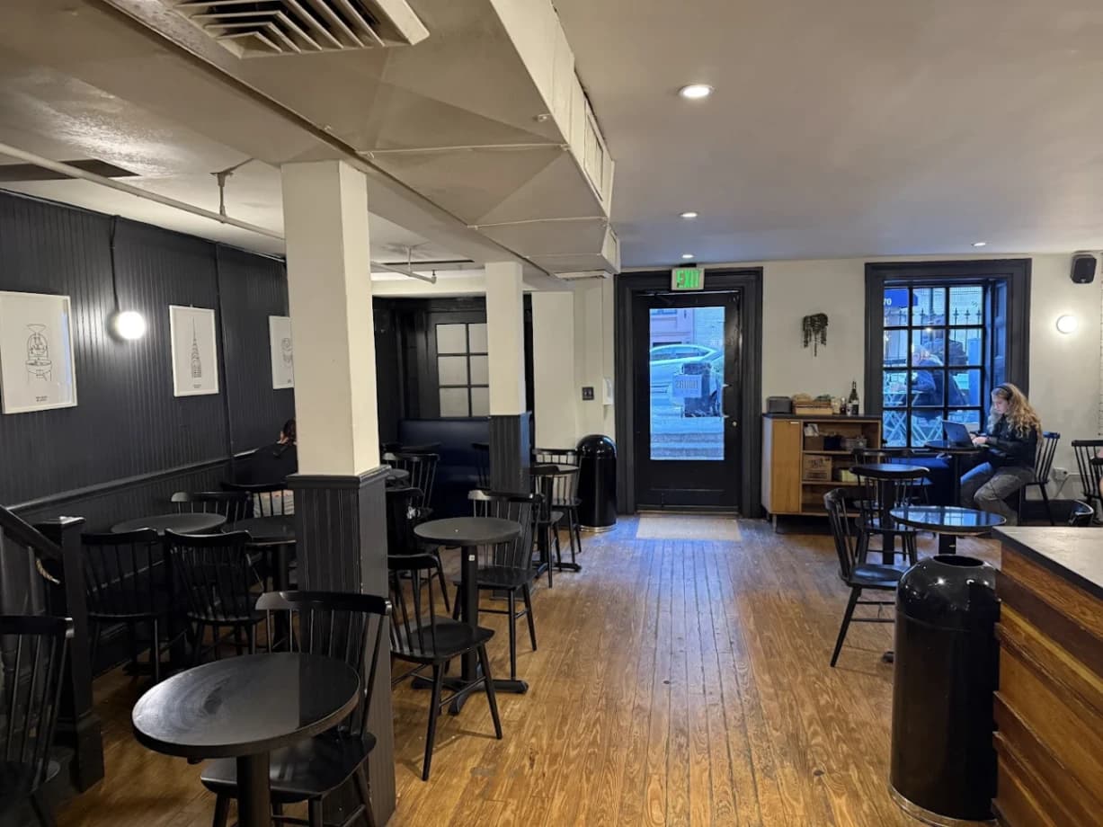 Irving Farm Coffee (Gramercy) specialty coffee shop in New York - photo 3