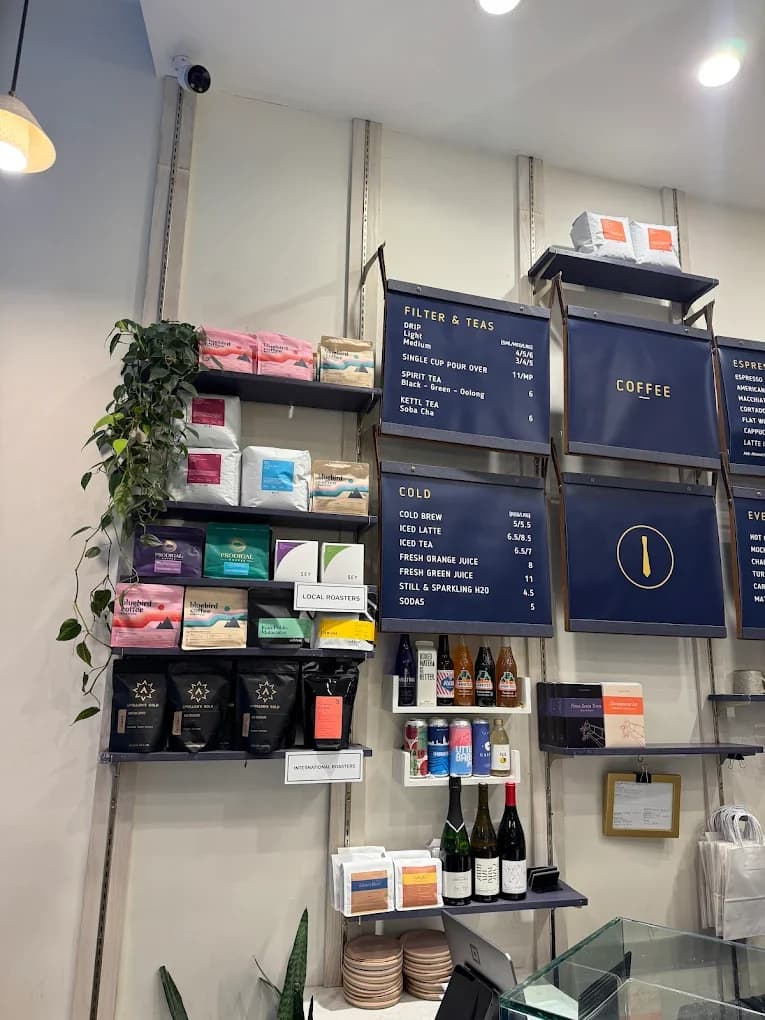 Suited NYC specialty coffee shop in New York - photo 6