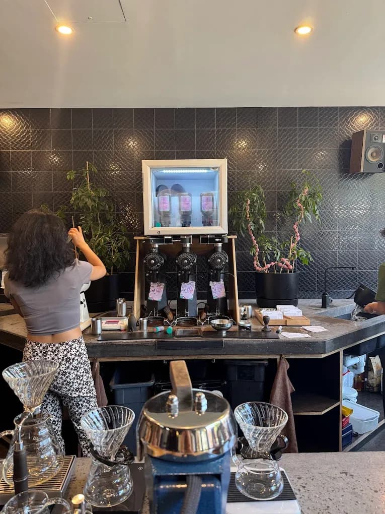 Aunty Peg's specialty coffee shop in Melbourne - photo 6