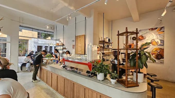 Maker Coffee (Little Bourke CBD) - specialty coffee shop in Melbourne CBD