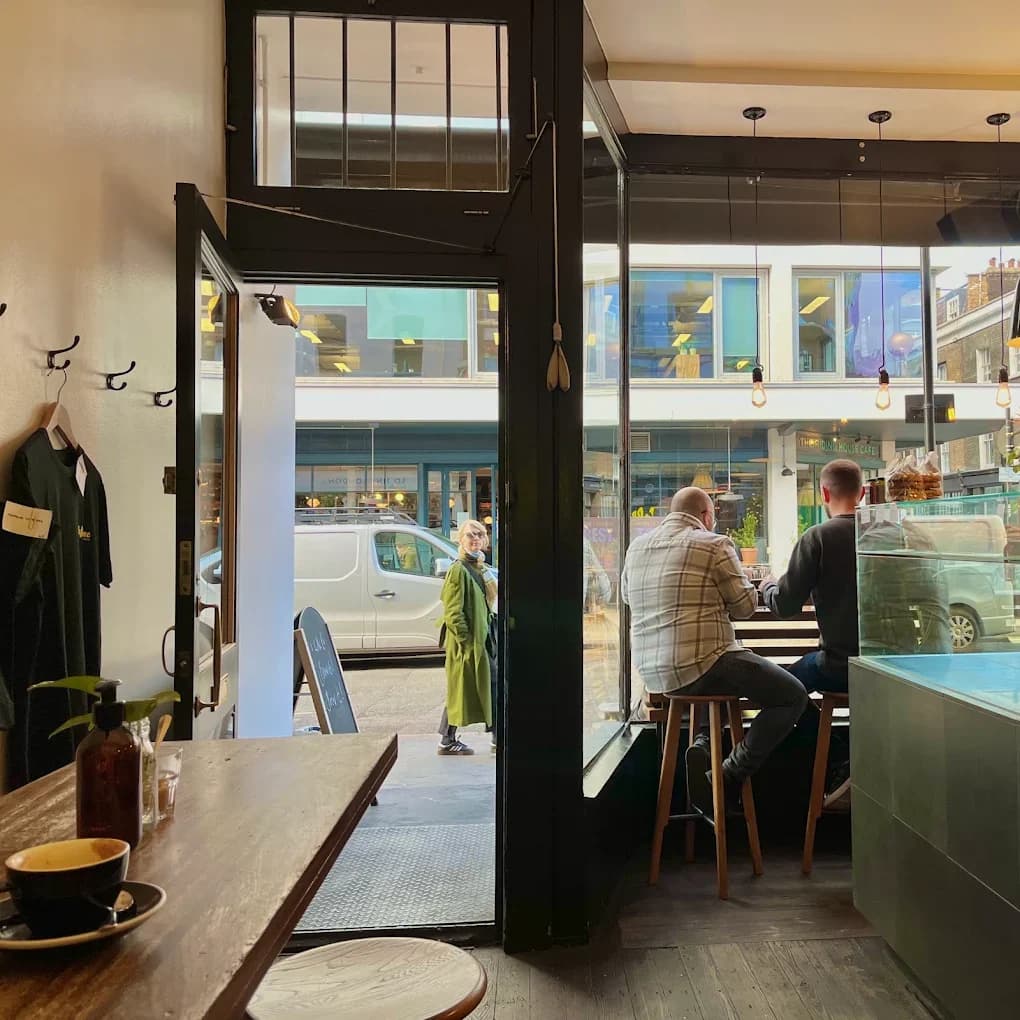 Kaffeine (Great Titchfield Street) specialty coffee shop in London - photo 6