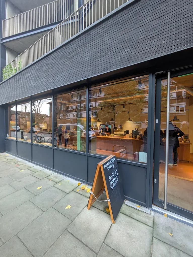 Monmouth Coffee Company (Bermondsey) specialty coffee shop in London - photo 5