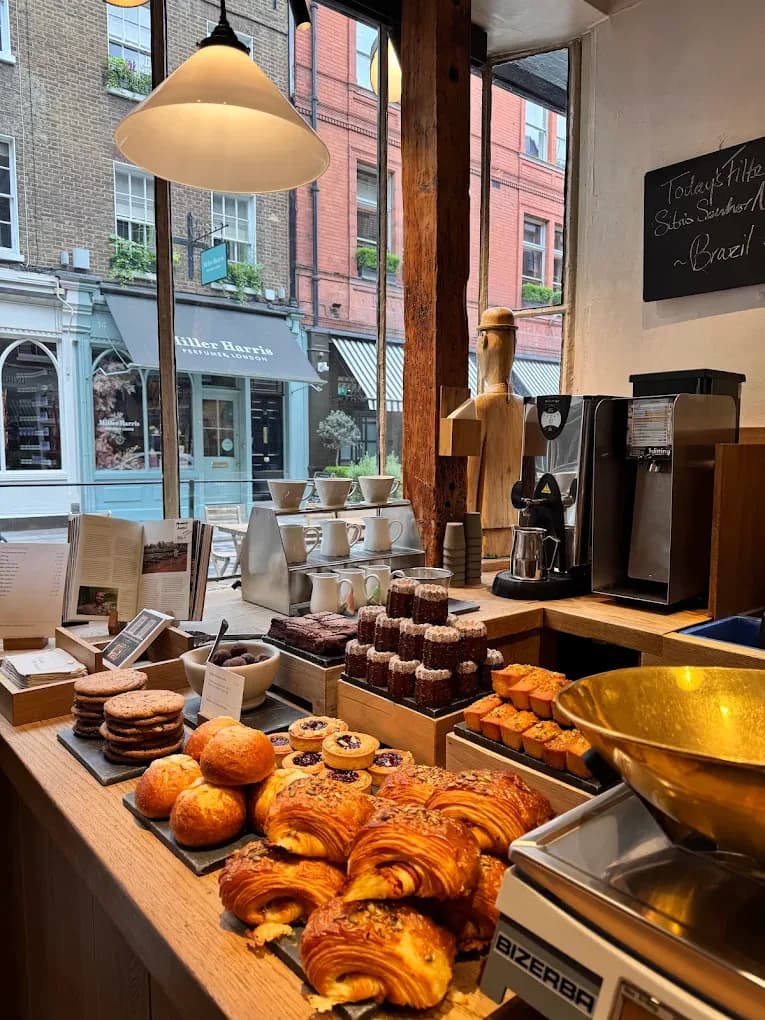 Monmouth Coffee Company (Covent Garden) specialty coffee shop in London - photo 6