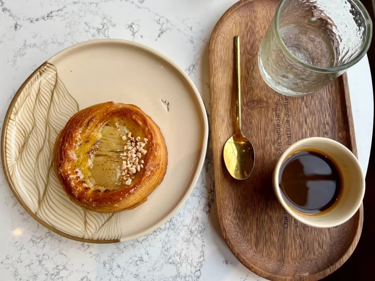 Qima Café and Pâtisserie (Fitzrovia) specialty coffee shop in London - photo 6