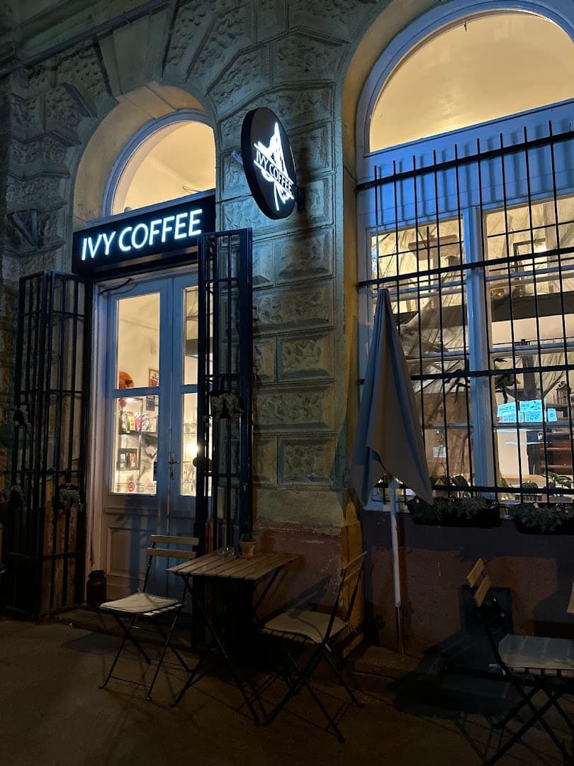 IVY COFFEE specialty coffee shop in Budapest - photo 9