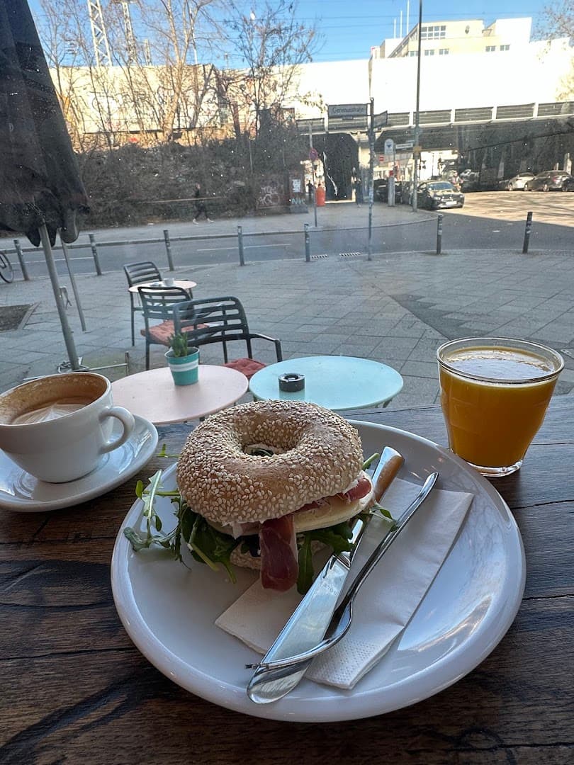 IMPALA COFFEE | Charlottenburg – Café & Bagels - specialty coffee shop in Bezirk Charlottenburg-Wilmersdorf