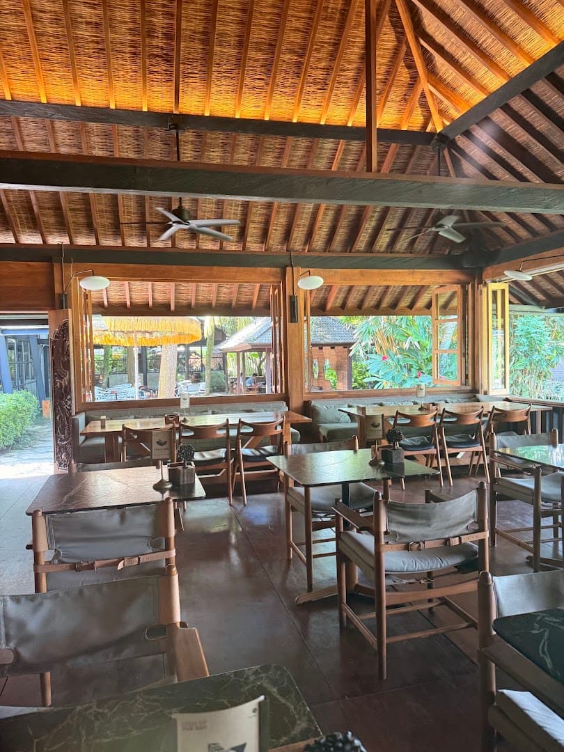 RÜSTERS - specialty coffee shop in Ubud