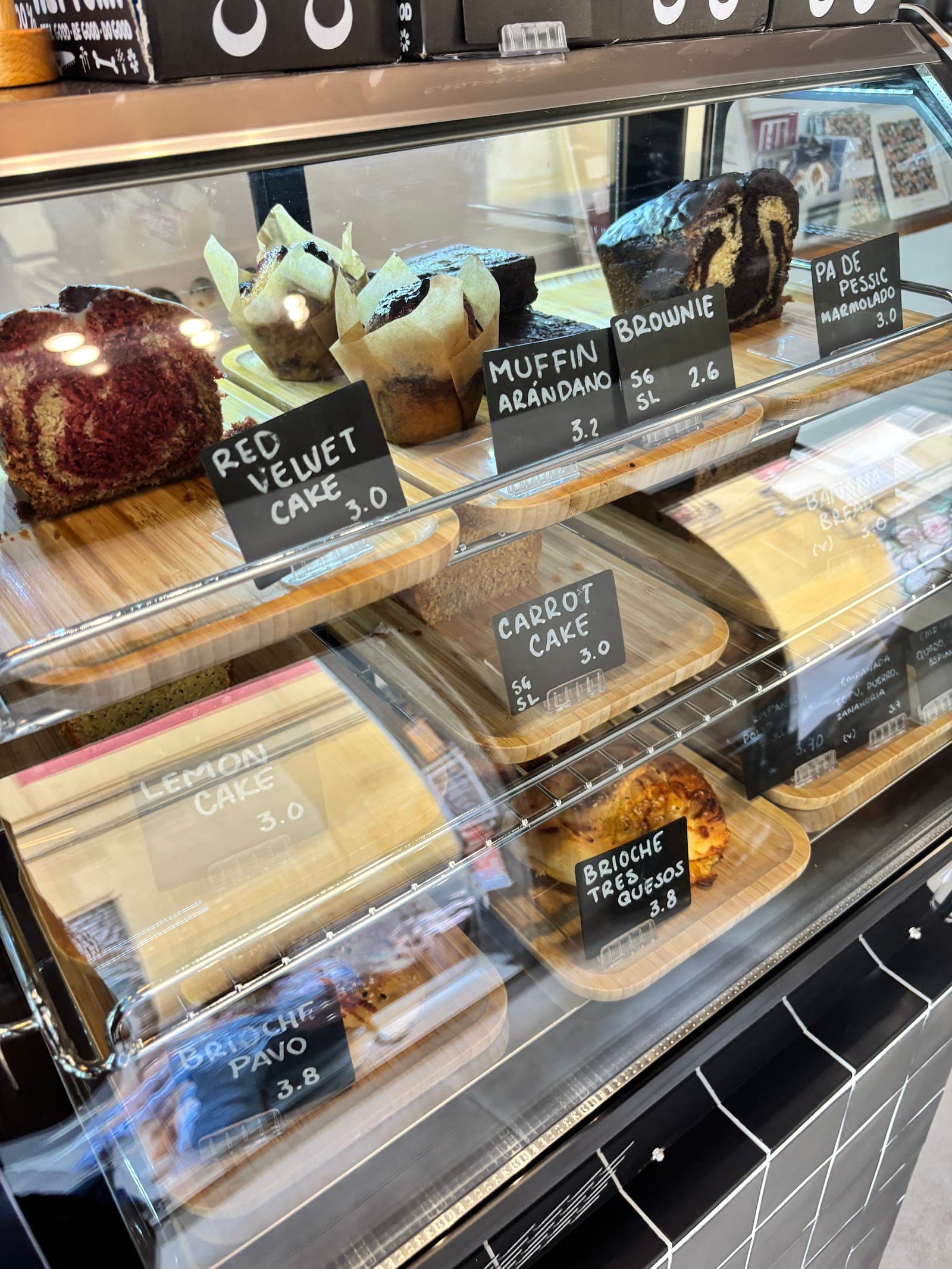 Yako Coffee - specialty coffee shop in Barcelona