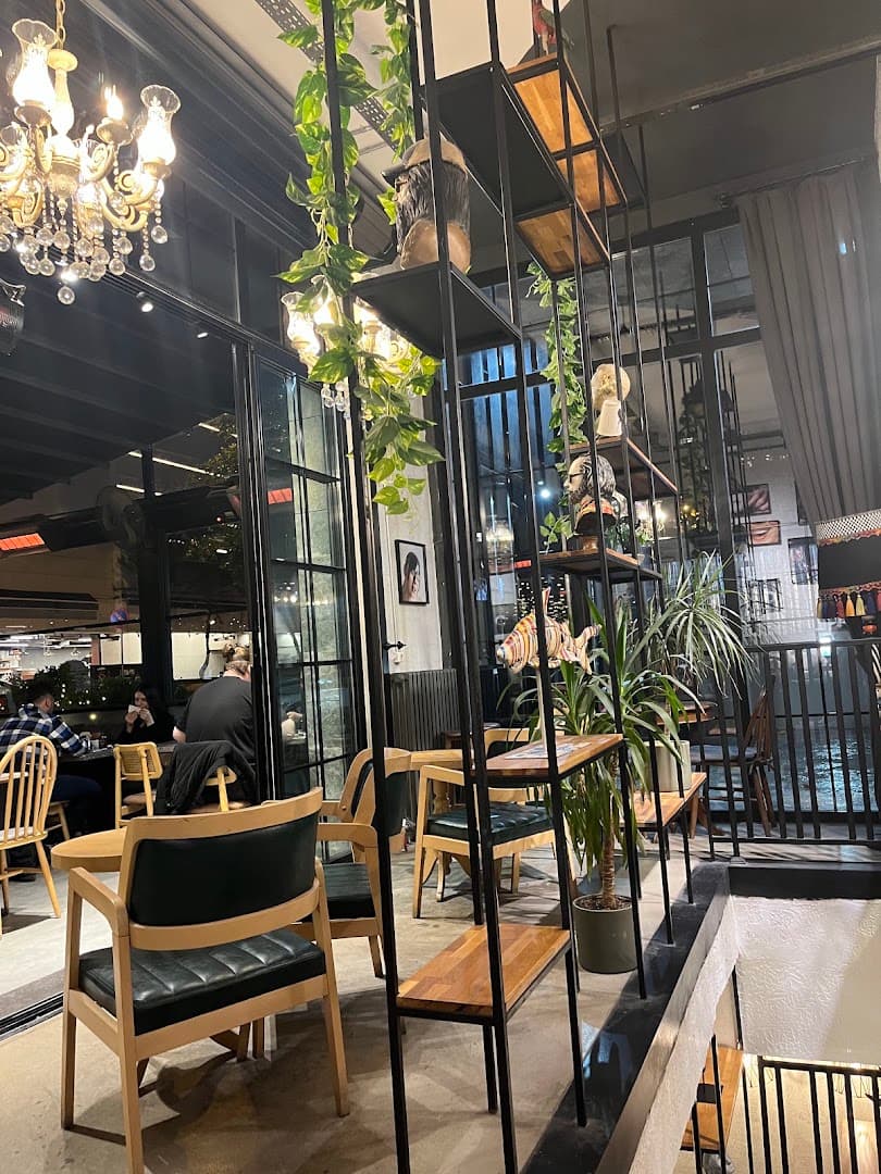 Paper Roasting Coffee & Chocolate - specialty coffee shop in Istanbul