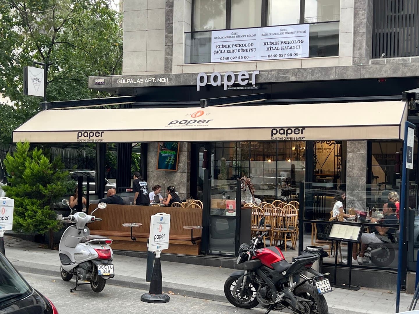 Paper Roasting Coffee & Chocolate - specialty coffee shop in Istanbul