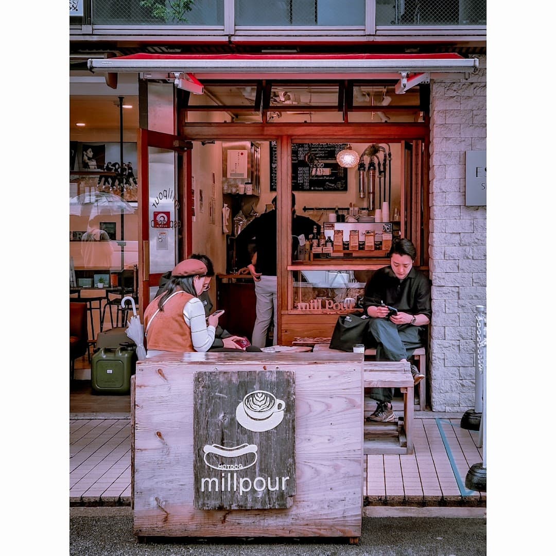 Mill Pour Coffee - specialty coffee shop in Osaka