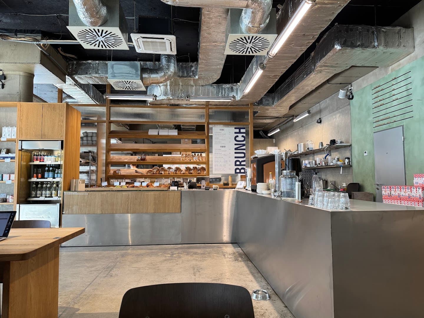 TISSE Bakery Nusle - specialty coffee shop in Prague