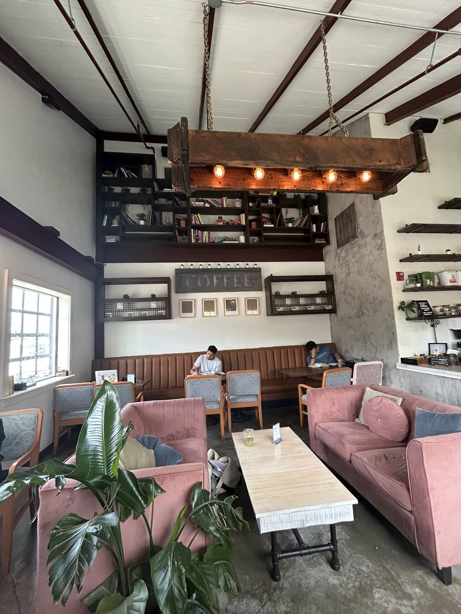 BHBG Coffee specialty coffee shop in Houston - photo 8