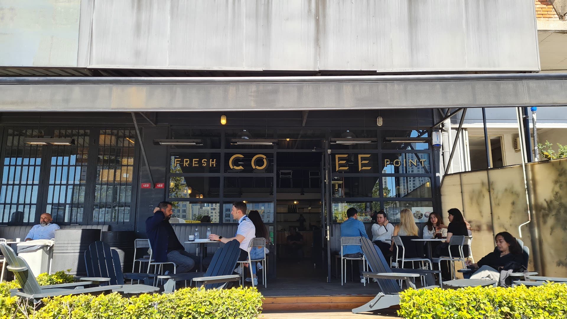 Boxx Coffee Roasters specialty coffee shop in Istanbul - photo 3