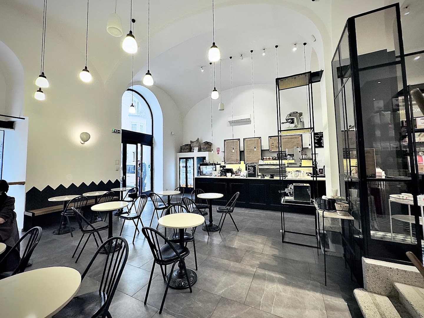 Kávétársaság specialty coffee shop in Budapest - photo 11