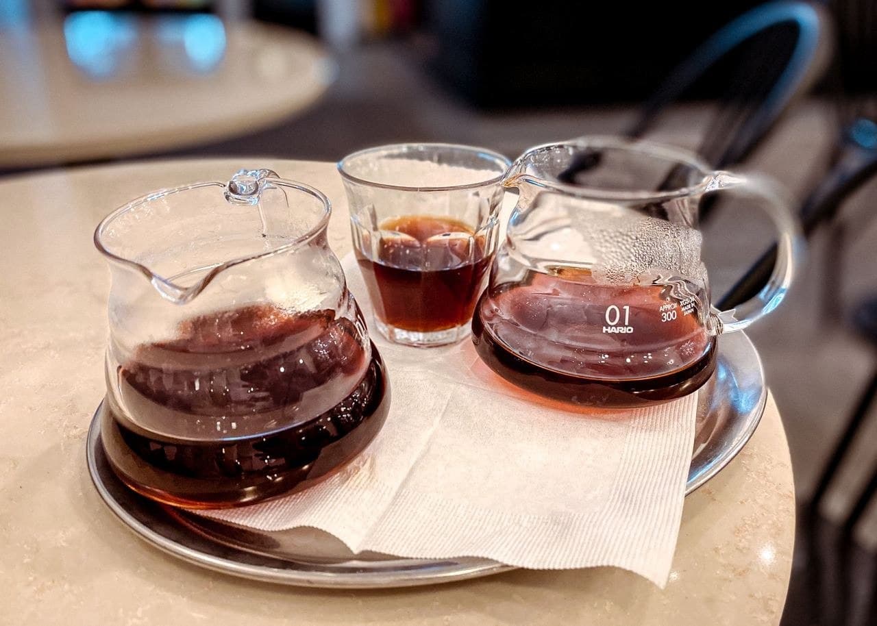 Kávétársaság specialty coffee shop in Budapest - photo 8