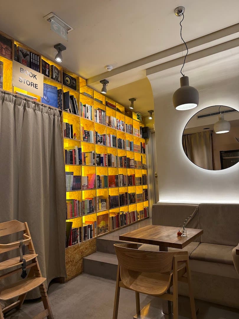 Liberty: brunch, coffee & books — specialty coffee in Lisbon