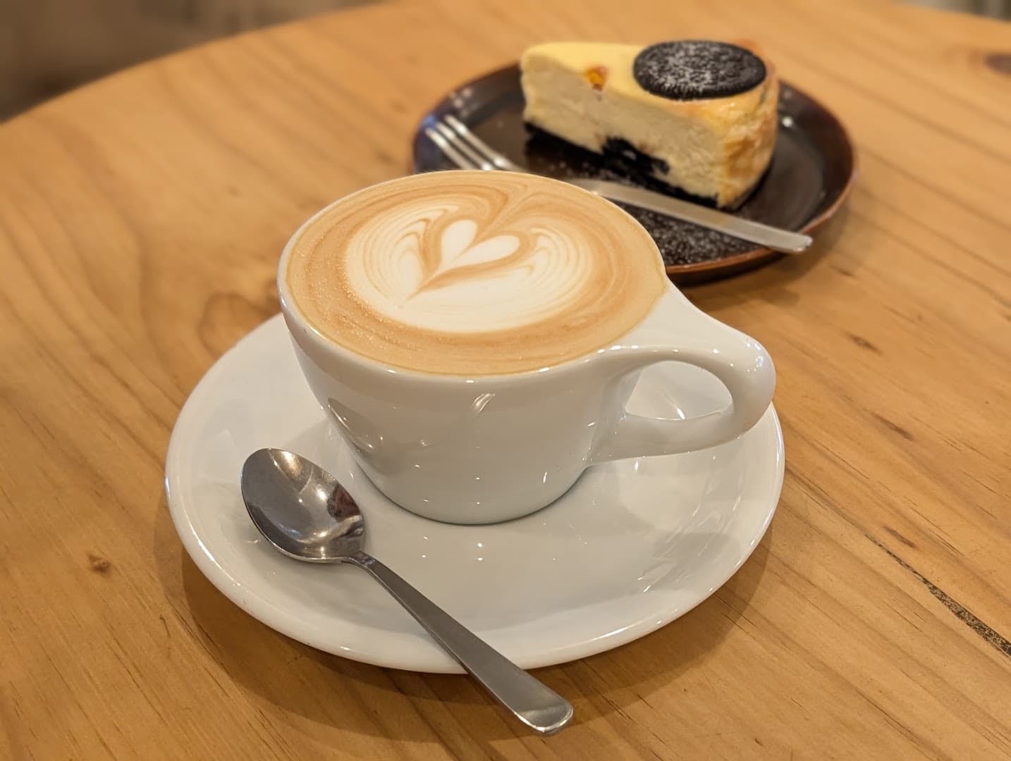 Coffee at All Seasons Coffee, specialty coffee shop in Tokyo