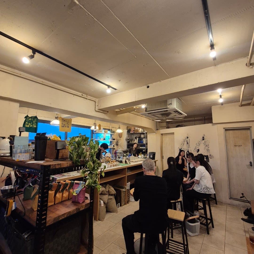 Interior of All Seasons Coffee, specialty coffee shop in Tokyo
