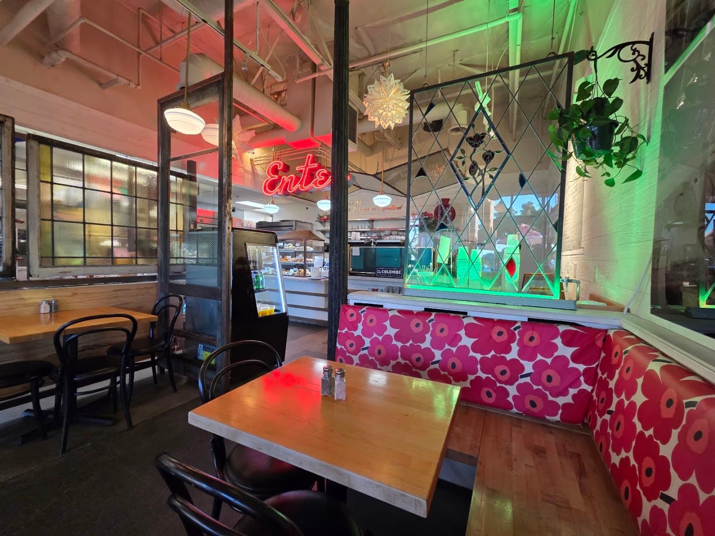 Jeannine's Restaurant & Bakery - specialty coffee shop in Santa Barbara