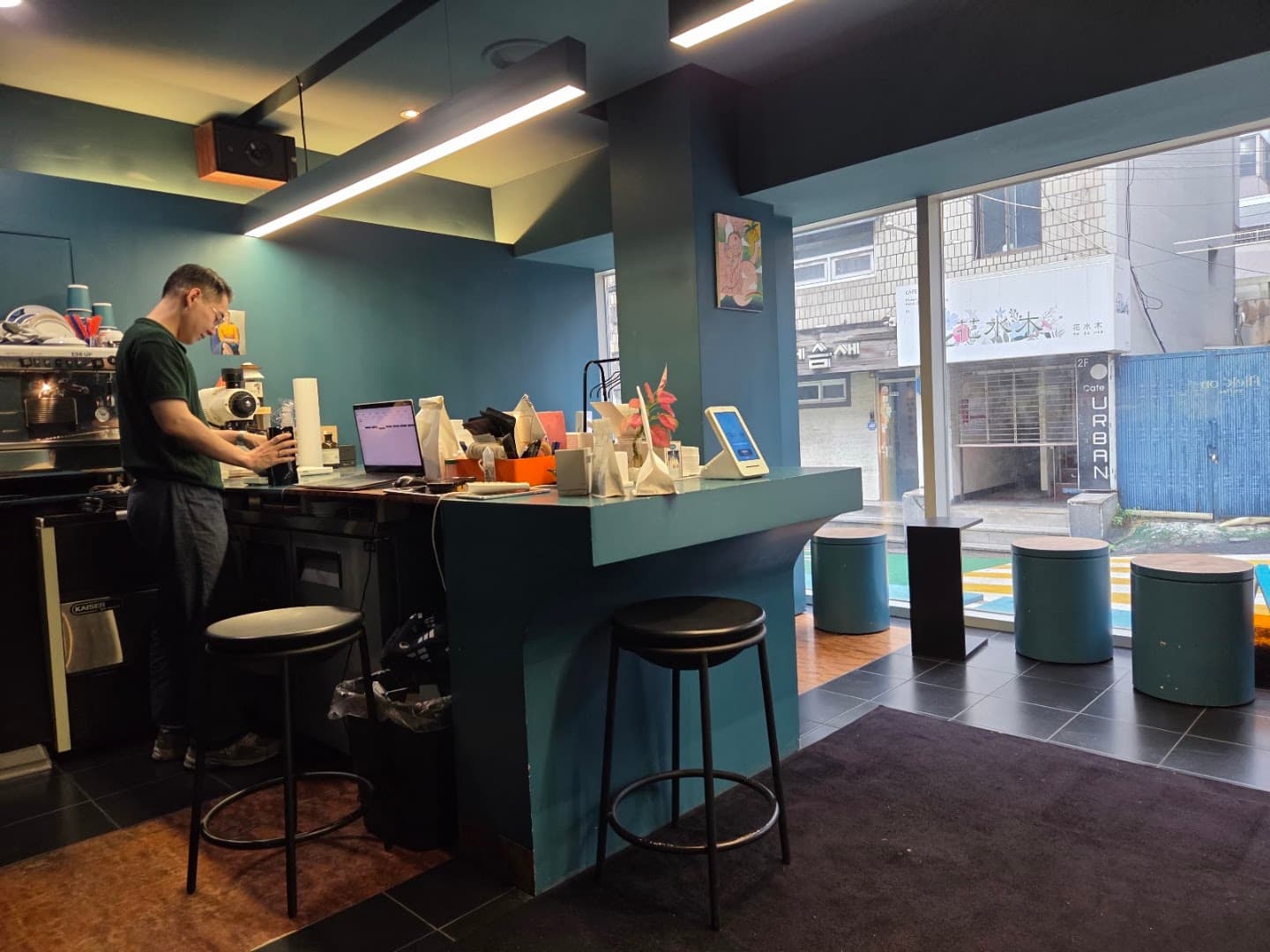 Flick On Coffee — specialty coffee in Seoul