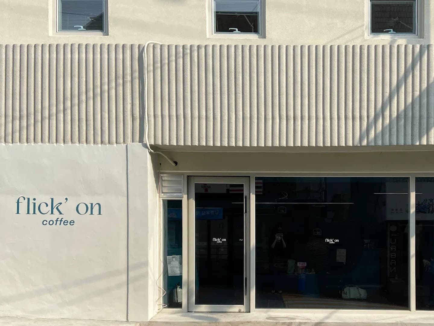 Flick On Coffee - specialty coffee shop in Seoul