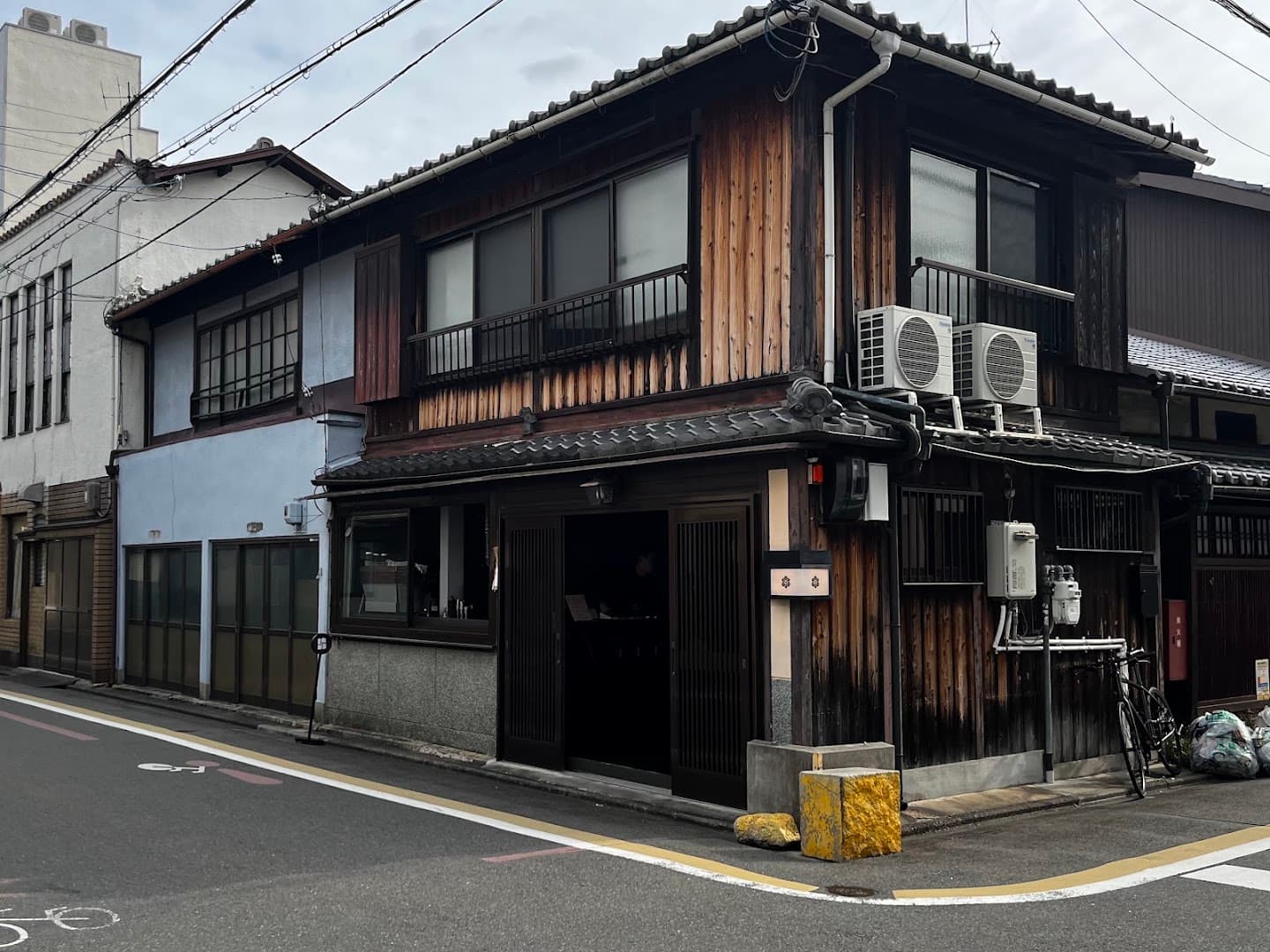 Blend Kyoto specialty coffee shop in Kyoto - photo 9