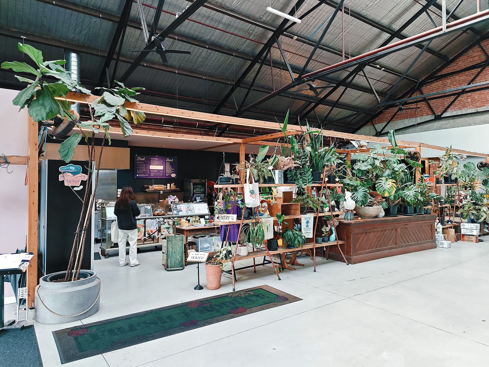 Le Bajo Milkbar - specialty coffee shop in Melbourne