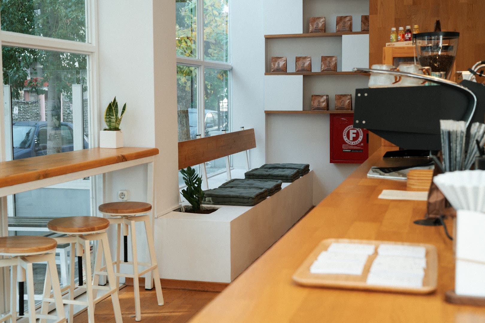 Interior of Quishr, specialty coffee shop in Athens
