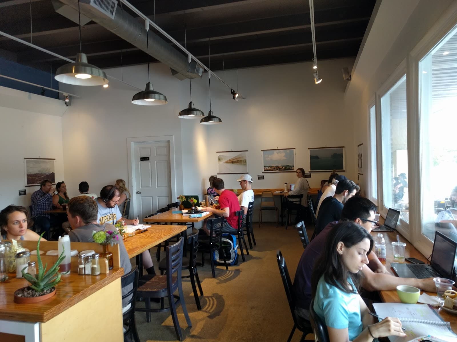 Dose Coffee - specialty coffee shop in Nashville