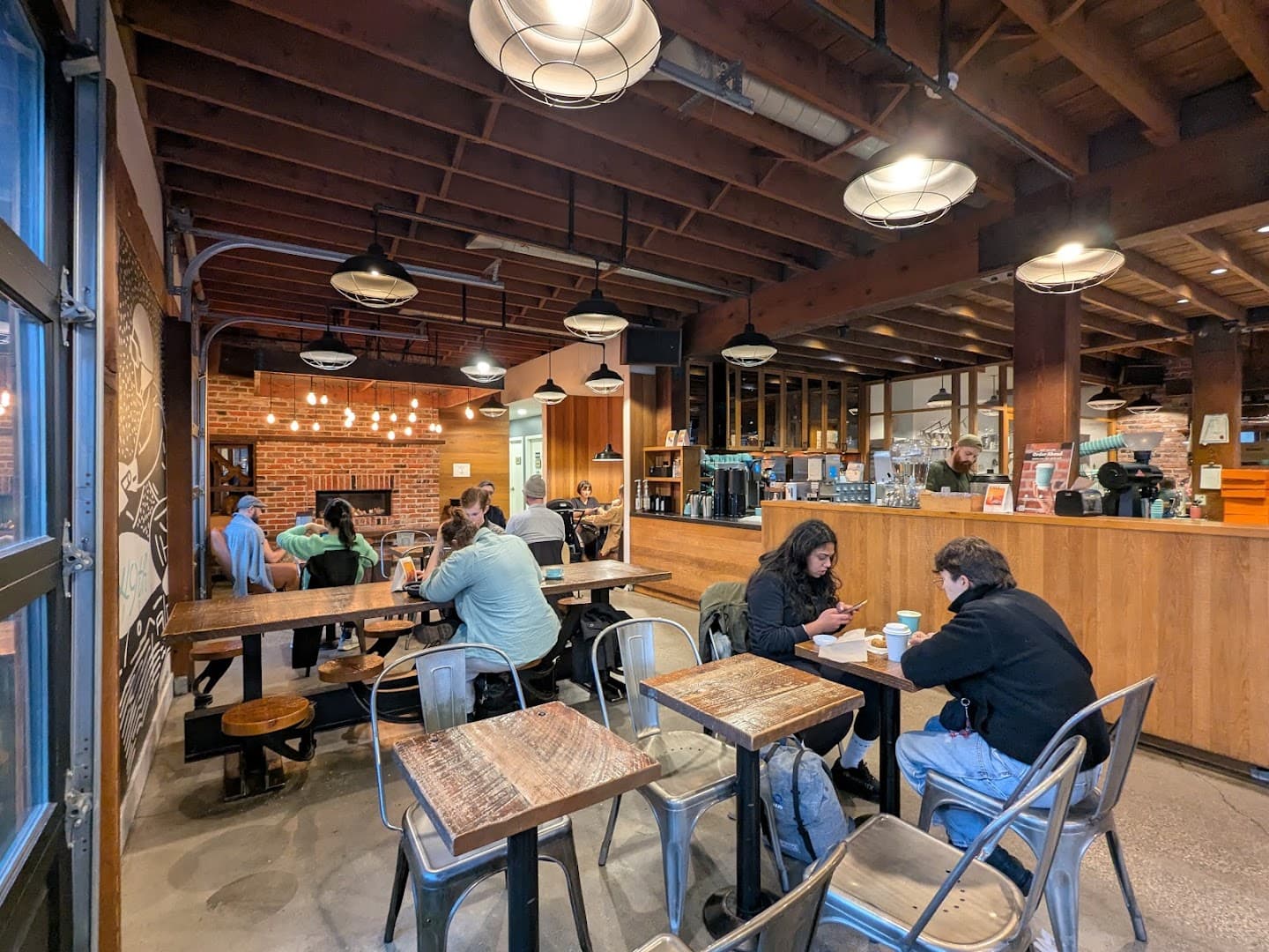 49th Parallel Café & Lucky's Doughnuts - Main Street - specialty coffee shop in Vancouver