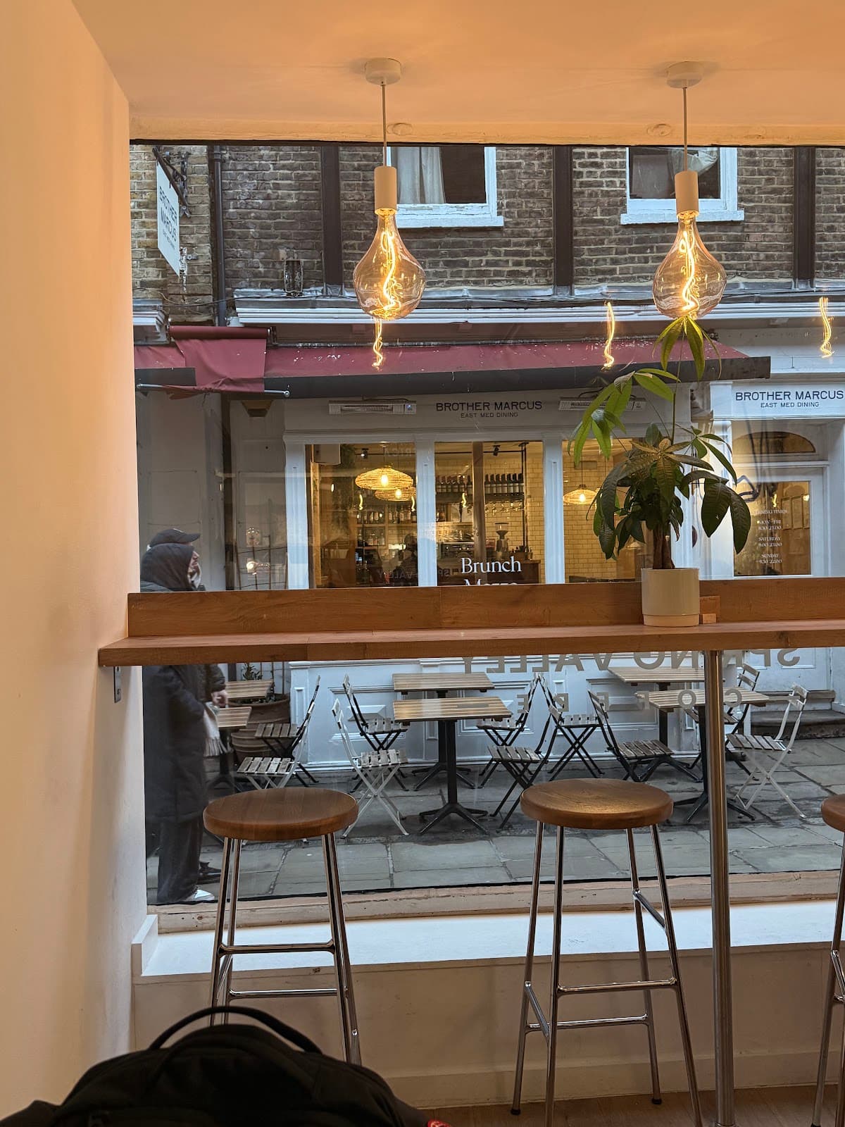 Compane specialty coffee shop in London - photo 5