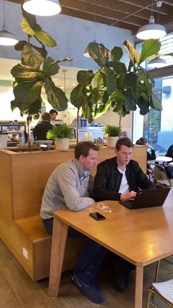 Bluestone Lane Front Street Coffee Shop - specialty coffee shop in Financial District