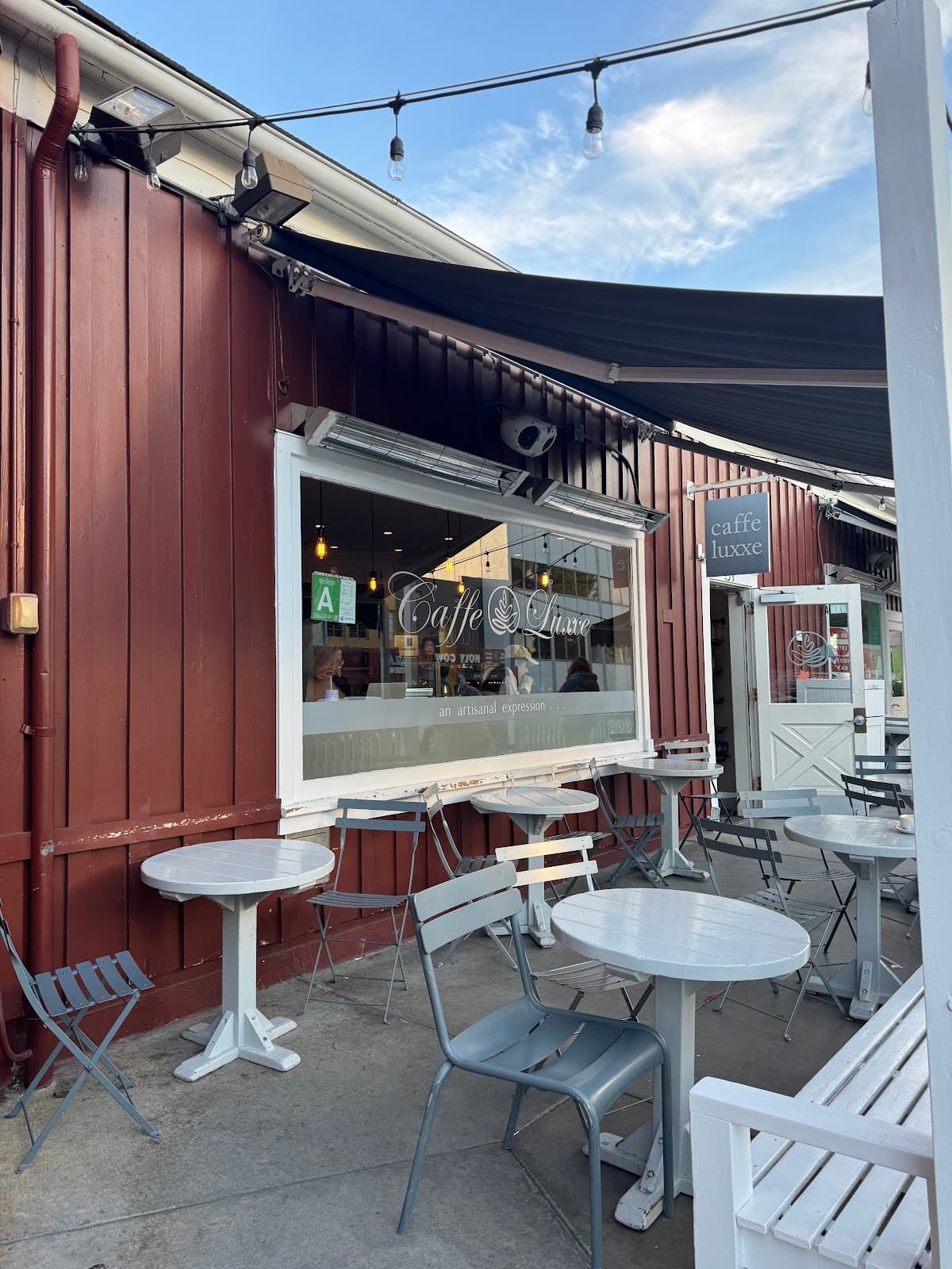 Caffe Luxxe - specialty coffee shop in Los Angeles