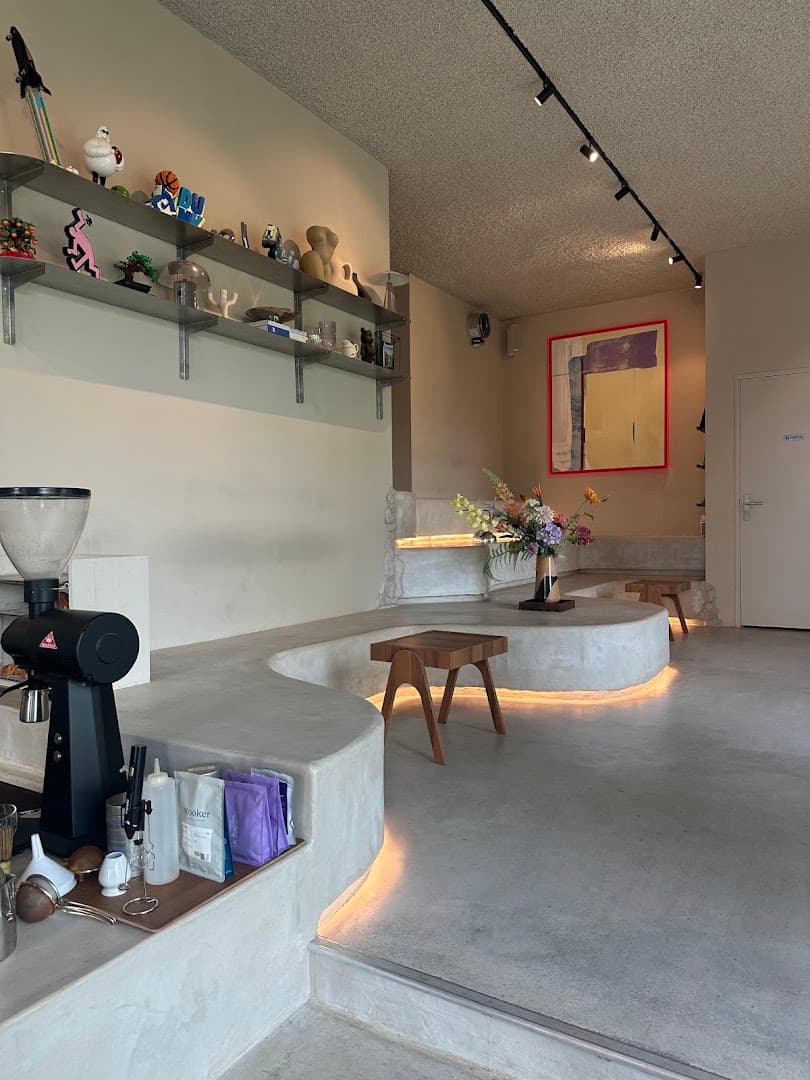Nous - Coffee Store Docklandsweg — specialty coffee in Amsterdam