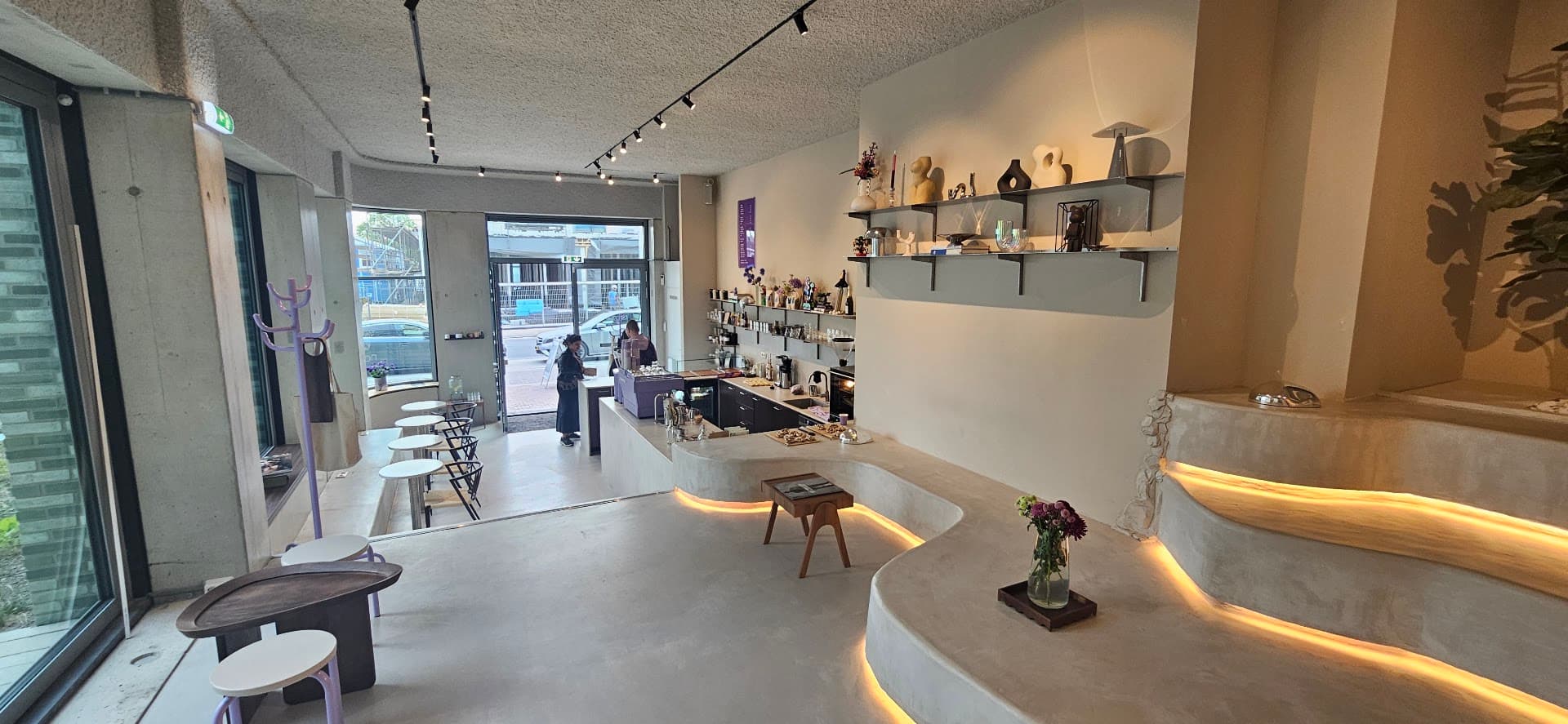 Nous - Coffee Store Docklandsweg - specialty coffee shop in Amsterdam