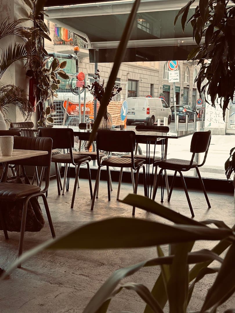 Interior of SISU., specialty coffee shop in Milan