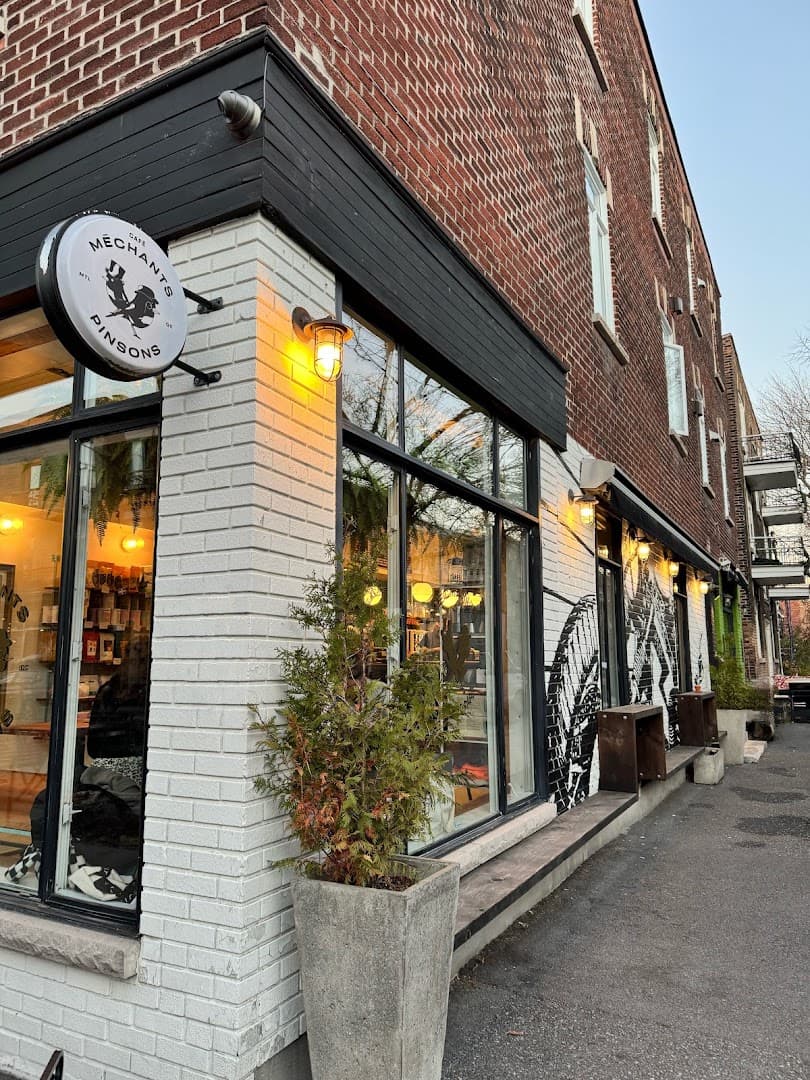 Méchants pinsons - specialty coffee shop in Montreal
