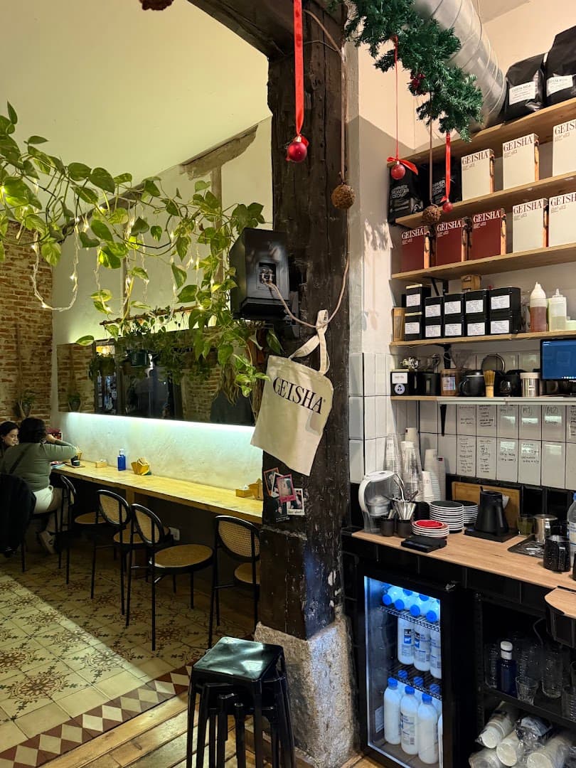 Geisha Coffee - specialty coffee shop in Madrid