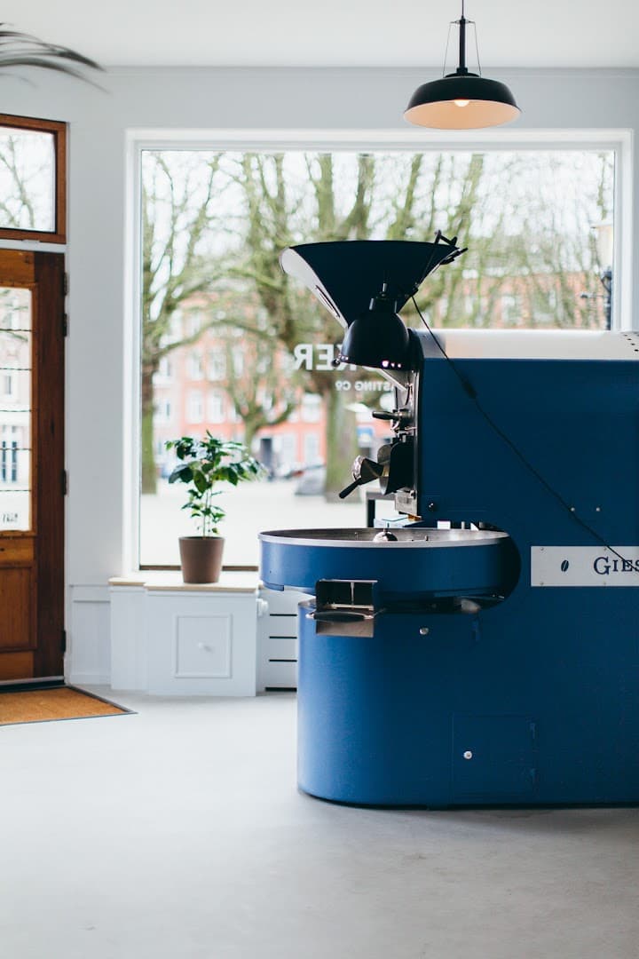 Stooker Roasting Company - specialty coffee shop in Amsterdam
