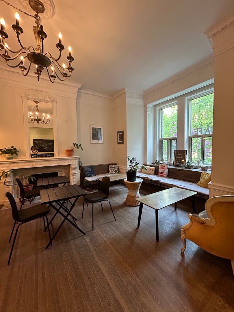 Ambrose Café - specialty coffee shop in Montreal