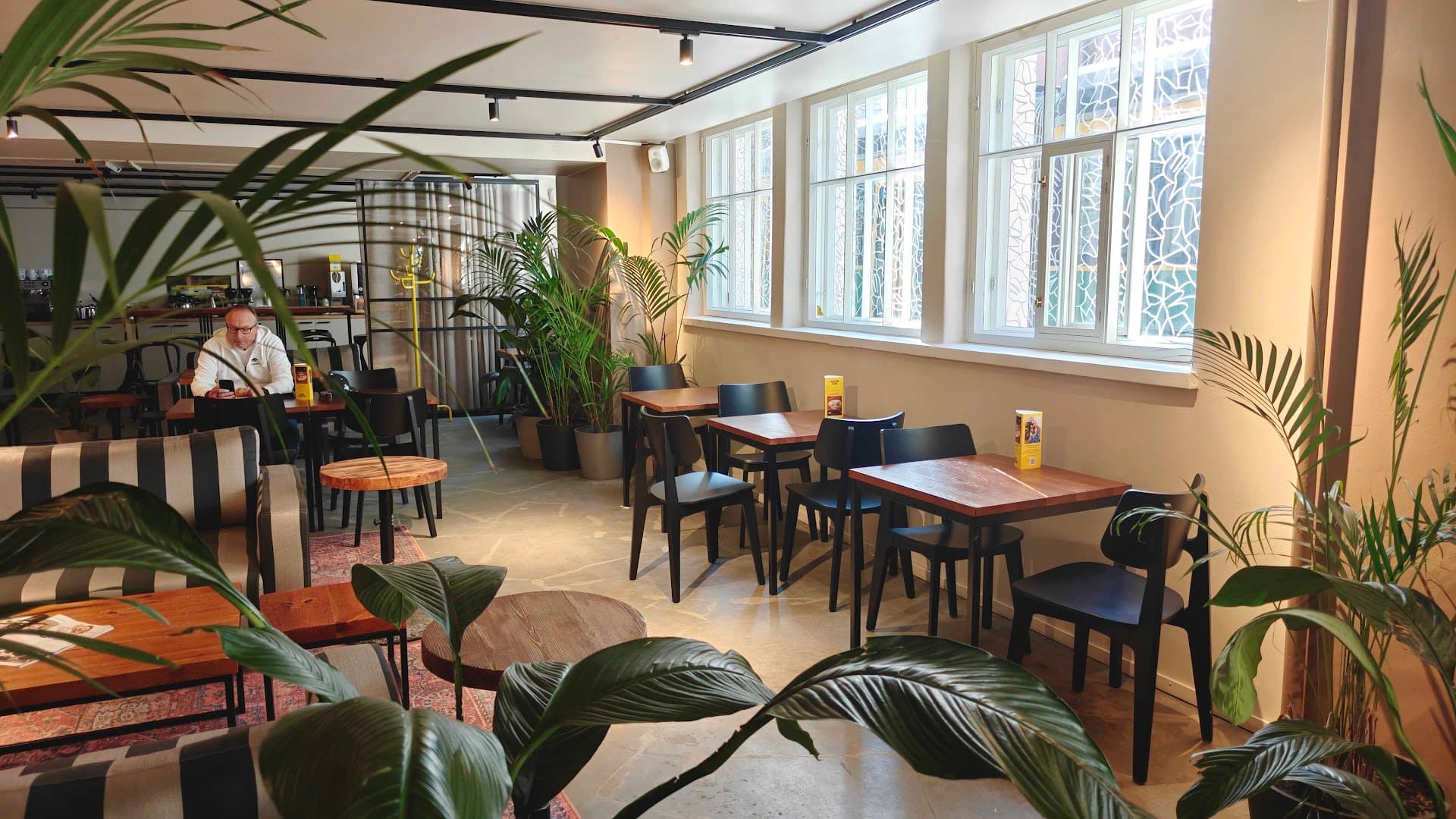 Kaffa Roastery - specialty coffee shop in Katajanokka