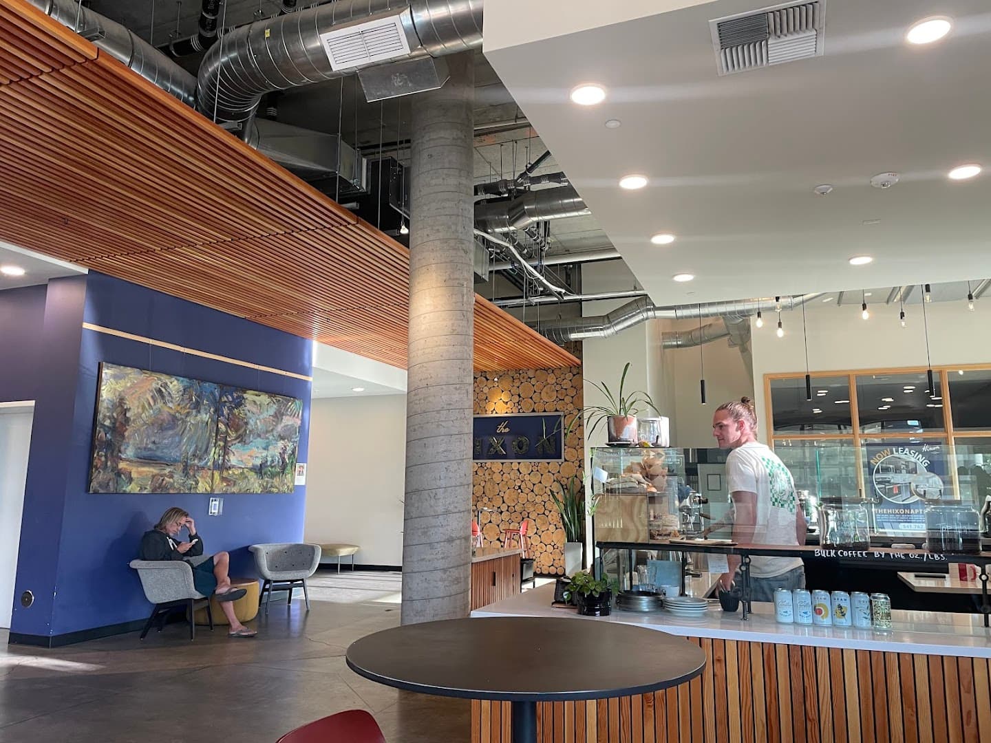 Still Vibrato Coffee Roasting - specialty coffee shop in Bend