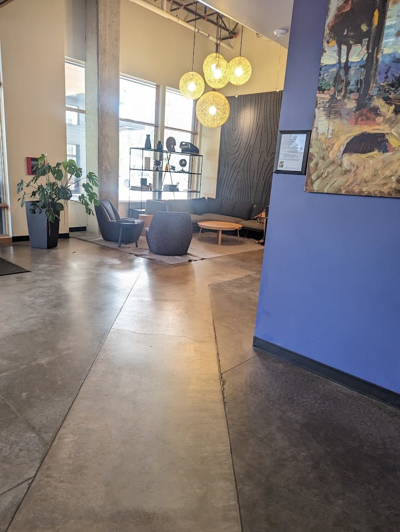 Still Vibrato Coffee Roasting - specialty coffee shop in Bend